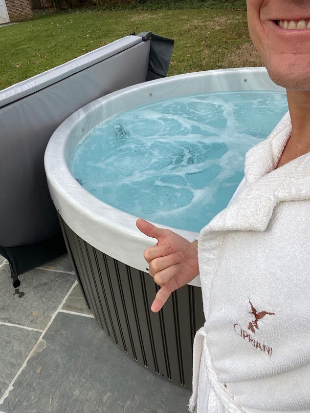 Cecchi's brand new hot tub